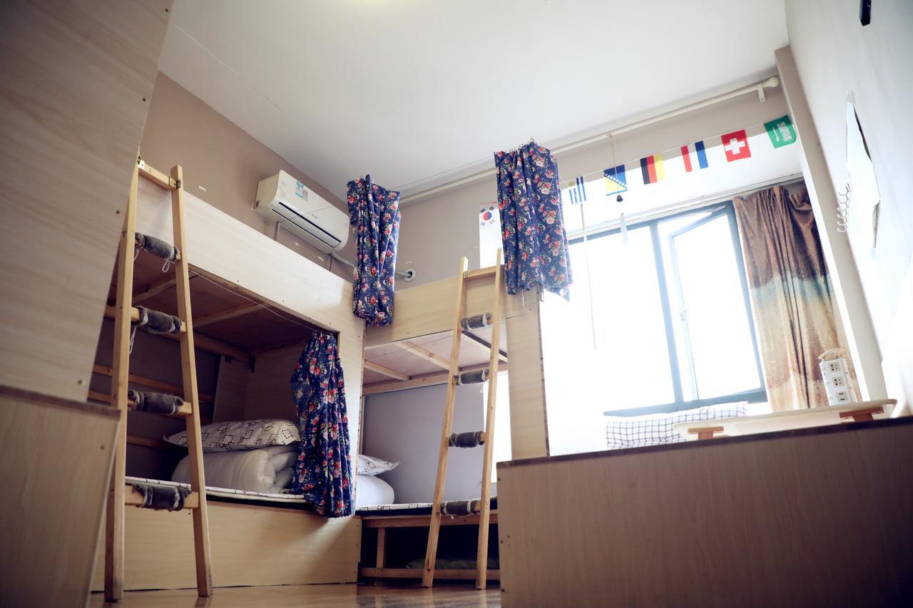 Huanlesong Youth Hostel Wuhan Eksteriør billede